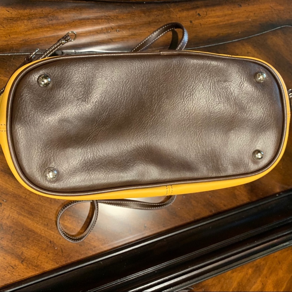 Tignanello Mustard Leather Purse - Picture 10 of 10